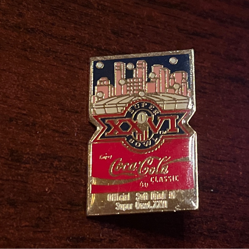 Vintage Coca-Cola Coke Super Bowl XXVI NFL Football Lapel Pin‎